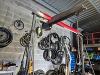 Portique sur roues MW TOOLS (2022) avec 2 palans, et 1 chèvr… (photo 2)