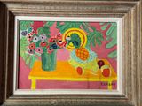 une peinture représentant un vase de fleurs et de fruits sur une table
