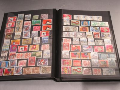 Album DE Timbres Poste Suisse + Usa Toutes Periodes 25…