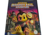 Le jeu vidéo « Super Monkey Ball Adventures » se déroule sur une surface blanche