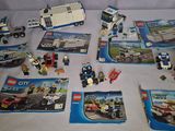 a lot of legos that are sitting on a table