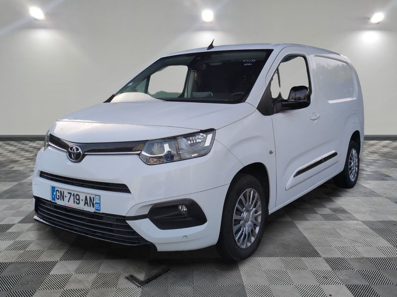 TOYOTA - PROACE CITY LONG 1.5L 100 D-4D BVM5 DYNAMIC - GO - …