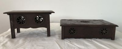 petit meuble de poupée breton en bois 12x21cm environ.