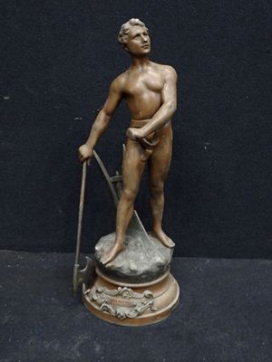 statue en bronze représentant un homme muni d'un bâton et d'une canne