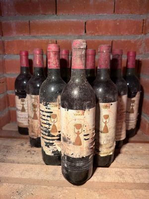 12 bouteilles Château CLERC-MILON, 5° cru Pauillac 1975 (ea,…