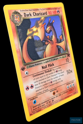 une carte Pokémon sur laquelle figure l'image d'un kangourou