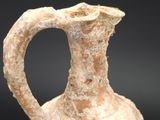a small vase that is sitting on a table