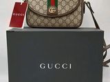 sac Guccissi authentique, avec sa boîte et son étiquette