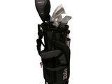 une photo d'un sac de golf contenant des clubs