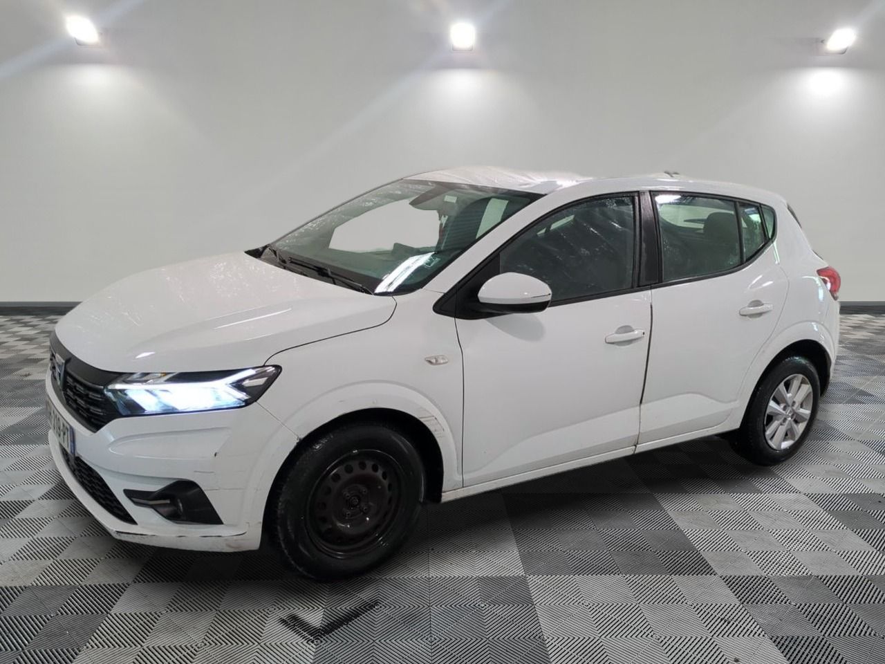DACIA - SANDERO SCE 65 - 22 CONFORT - ES - Mise en service: …