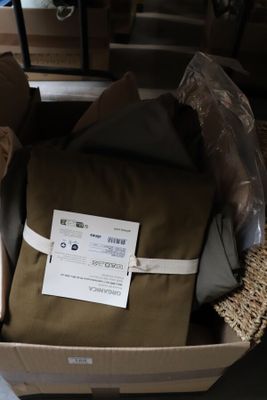 lot de linge, coussin, draps, pieds de lit, neuf
