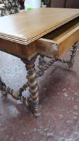 Petit bureau en noyer, piétemet torsadé, h. (photo 5)