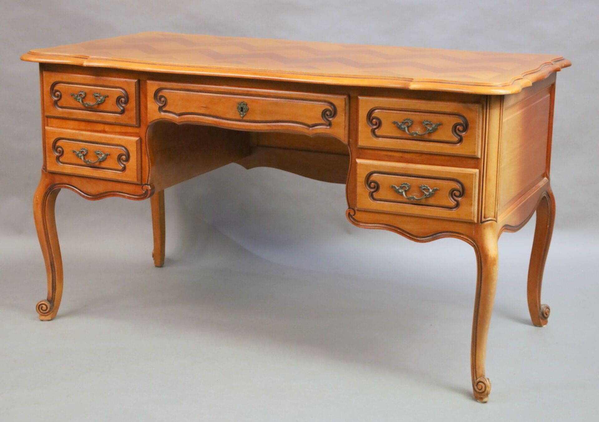 Objets d'art & Curiosités