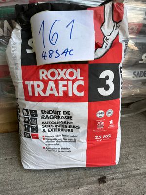 Lot de 48 sacs d'enduit de ragréage autolissant SADER Roxol …
