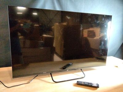 TV JVC LT-43FV850. Lors de notre test, le voyant s'allume gr…