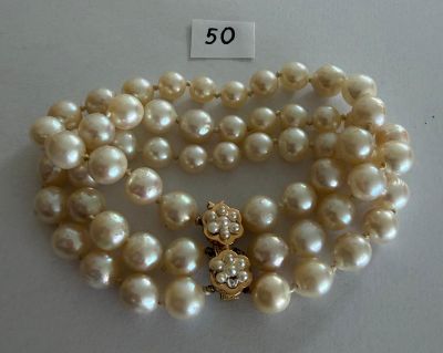 Bracelet 3 rangs de perles de Culture Blanches, fermoir en o…