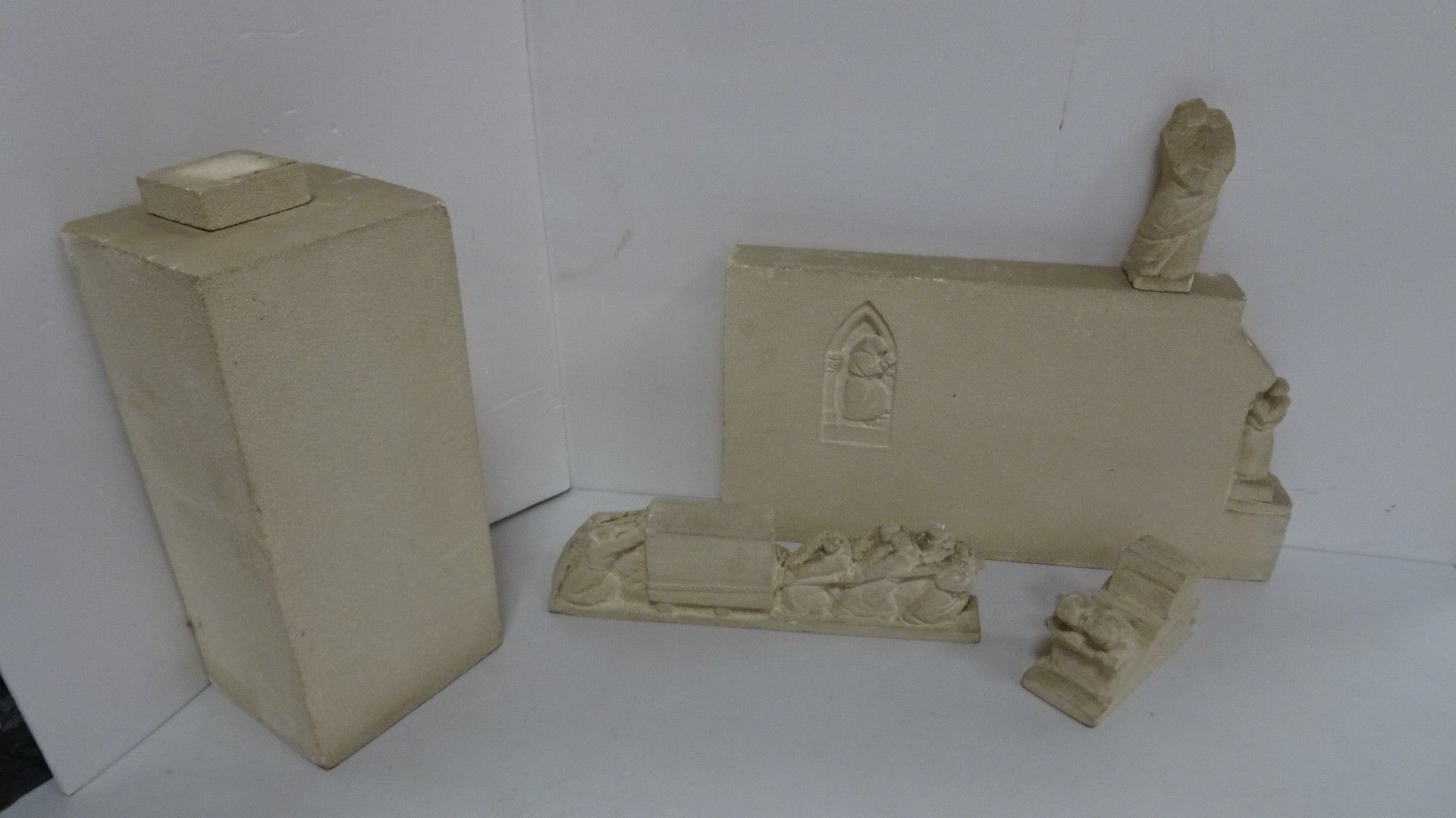 Objets d'art & Curiosités