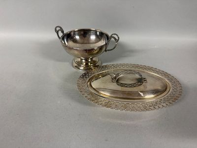 BEURRIER et coupe de Mariage en métal argenté.