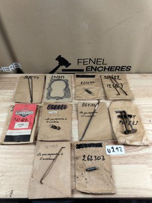 Lot de 10 pièces( arbres de commande, joint, ressorts,.