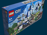 une boîte contenant un ensemble Lego City