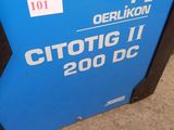 a blue box with a sign on it that says citrong ii 200 dc