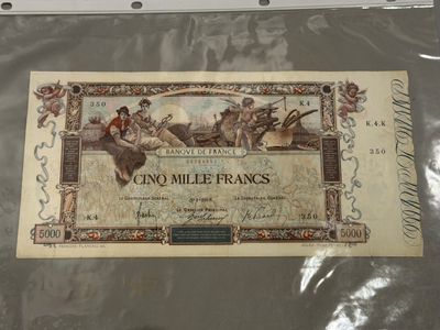 une photo d'une feuille de papier sur laquelle figure une image représentant des personnes