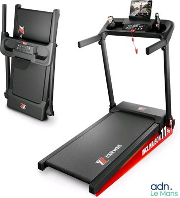 un gros plan d'un tapis de course surmonté d'un écran