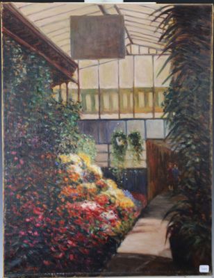 une peinture à l'huile représentant une serre avec des fleurs et des plantes au premier plan