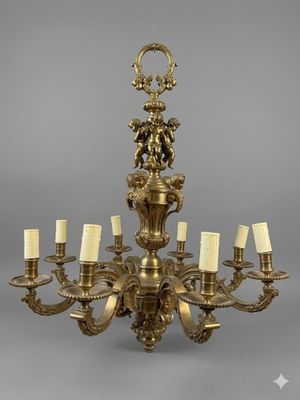 Important lustre en bronze à huit lumières, à décor d'espagn…