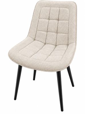 la chaise est recouverte d'un tissu beige et possède des pieds noirs