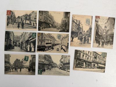 de nombreuses vieilles photos de gens marchant dans la rue
