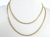 gros plan d'un collier sur un mannequin mannequin mannequin mannequin mannequin mannequin mannequin mannequin mannequin