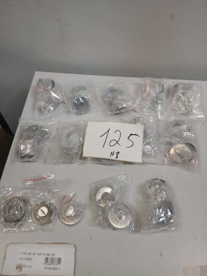 Lot de 13 rosaces de condamnation en inox pour porte, neufs.