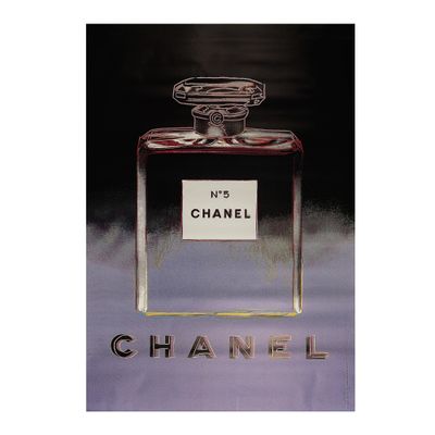 flacon de parfum Chanel portant l'inscription « n° 5 »