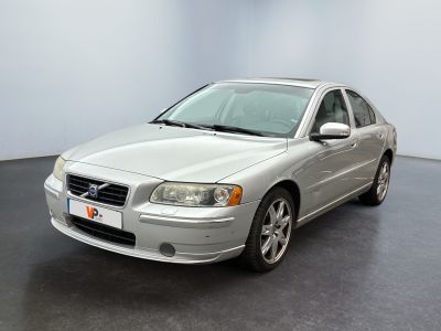 VOLVO S60 2.4d 163 Summum Geartronic A / N°:11381303, Heure …