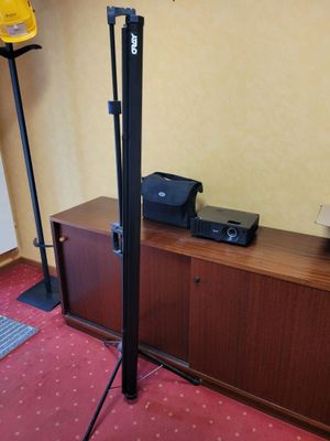an image of a room with a television and a speaker