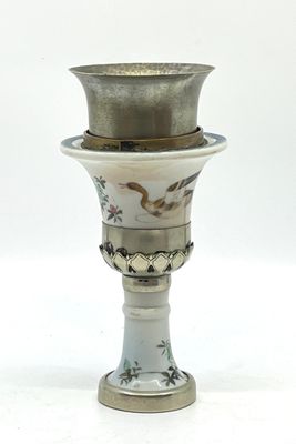 Base de narguilé en porcelaine polychrome du Japon et métal …
