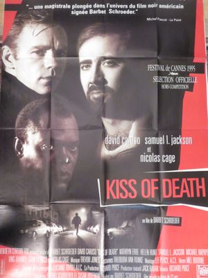 affiche du film « Le baiser de la mort », sur laquelle trois hommes se regardent fixement