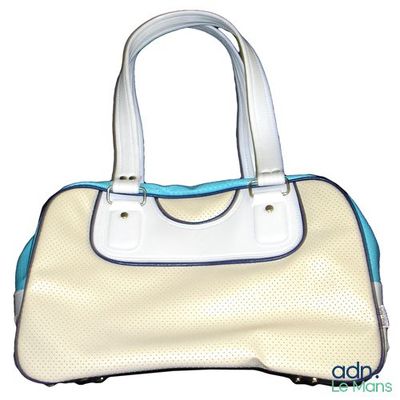 une image représentant un sac à main blanc et bleu sur fond blanc