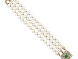 un bracelet en perles de culture et diamants, signé Van Cleef