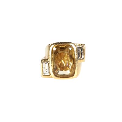Bague en saphir jaune et diamant