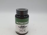 Le flacon de Nutriforce est posé sur une surface blanche.