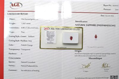 Un saphir "PADPARADSCHA", facetté taille poire, d'un poids d…