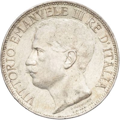 une vieille pièce d'argent sur laquelle est représenté le visage d'un homme