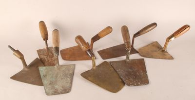 [OUTILLAGE] Ensemble de cinq truelles de briquetier en laito… - Photo 1