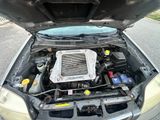une voiture qui possède un radiateur et un radiateur à l'intérieur