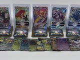 Le jeu de cartes à collectionner Pokémon comporte de nombreuses cartes.