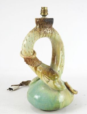 a lamp that is sitting on top of a table