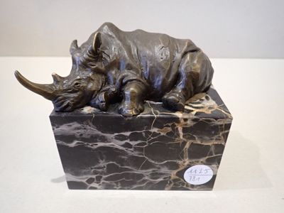 MILO (XX) dans le goût de, "Rhinocéros".