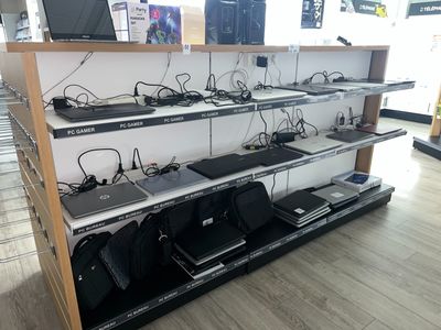 Lot d’ordinateurs portables : 21 unités dont ACER, HP, HUAWEI et lot d - Photo 1